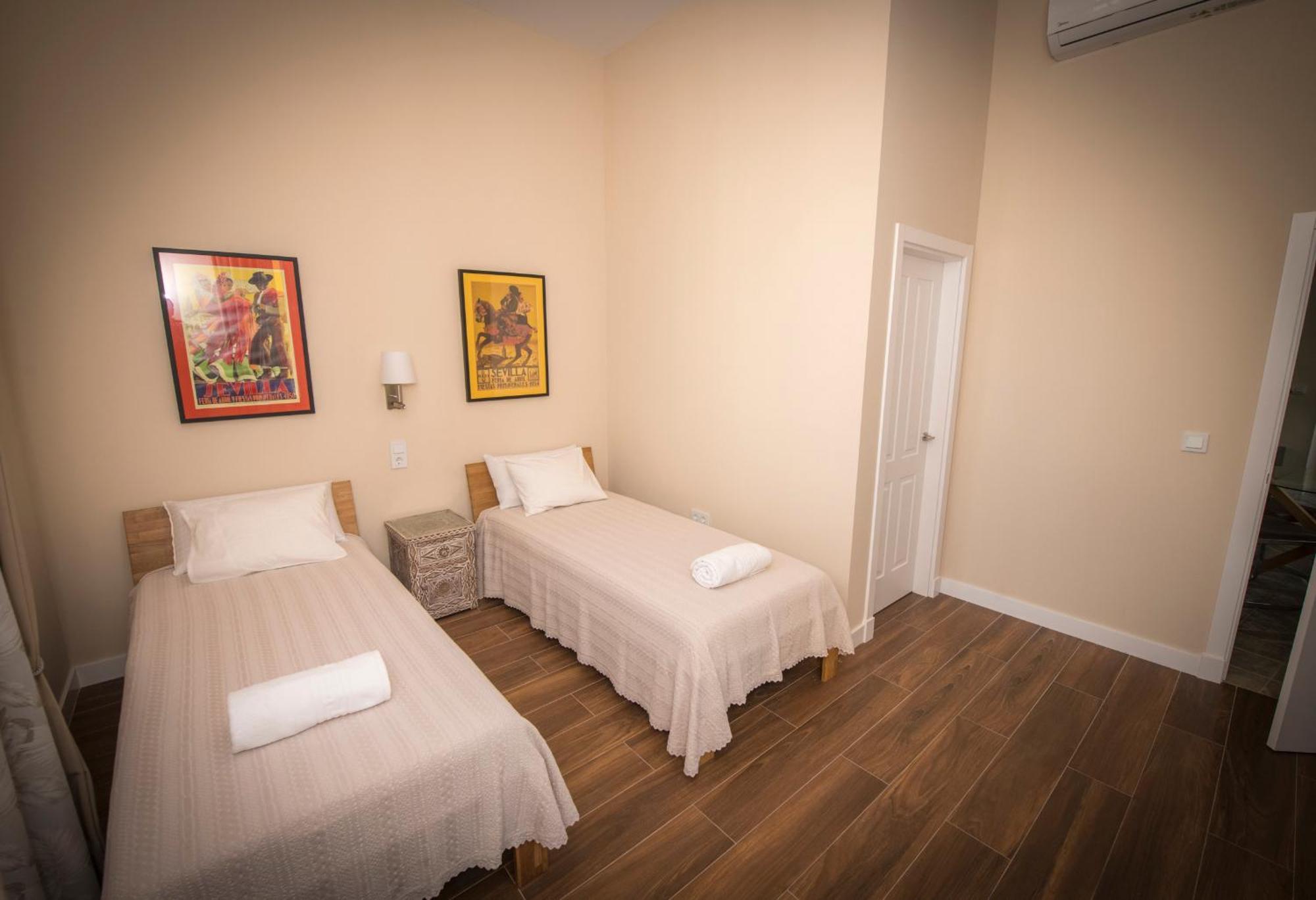 Apartment Palacio El Duende Old Town Parking Gratis Terraza Vista Catedral Alcazar *